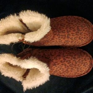 Steve Madden Oakley Boots-kids, Size 2 Leopard Print NEW w/o tags
